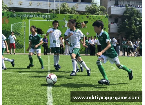 mk体育足球明星绘影跃动赛场荣耀展现梦想与激情的画卷